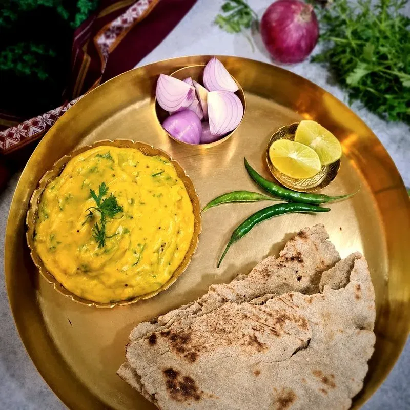ピタラ・バクリ(Pithla Bhakri)