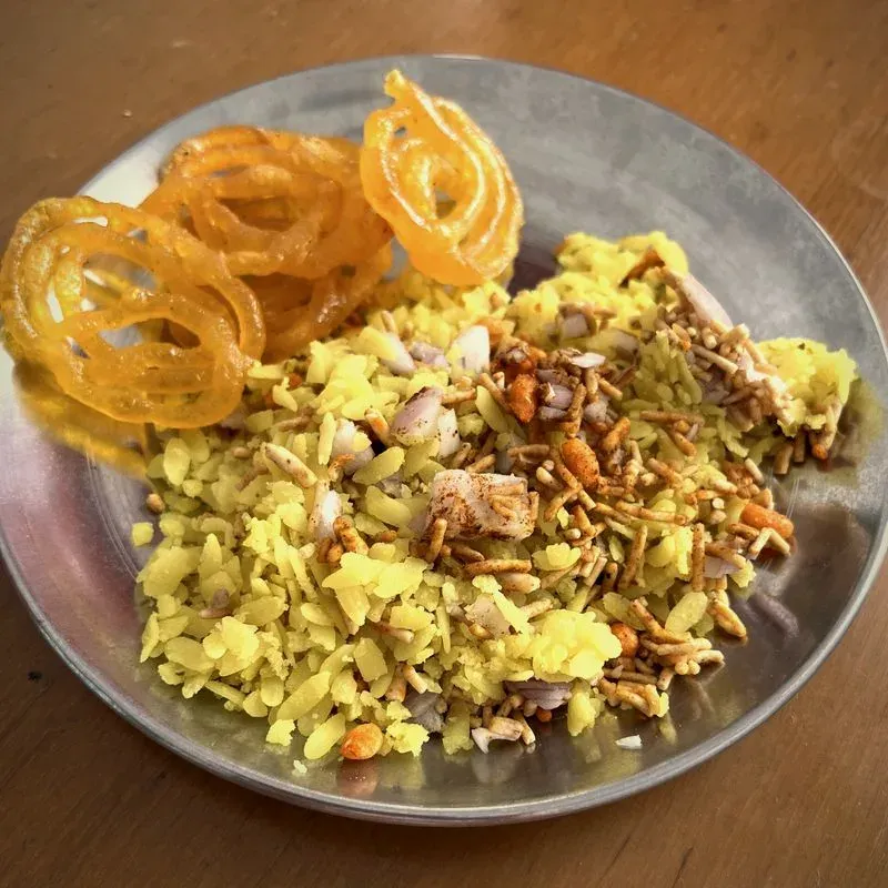 バタタ・ポーハ(Batata Poha)