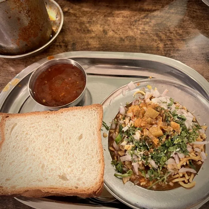 ベデカル・ミサル（Bedekar Tea Stall）の写真